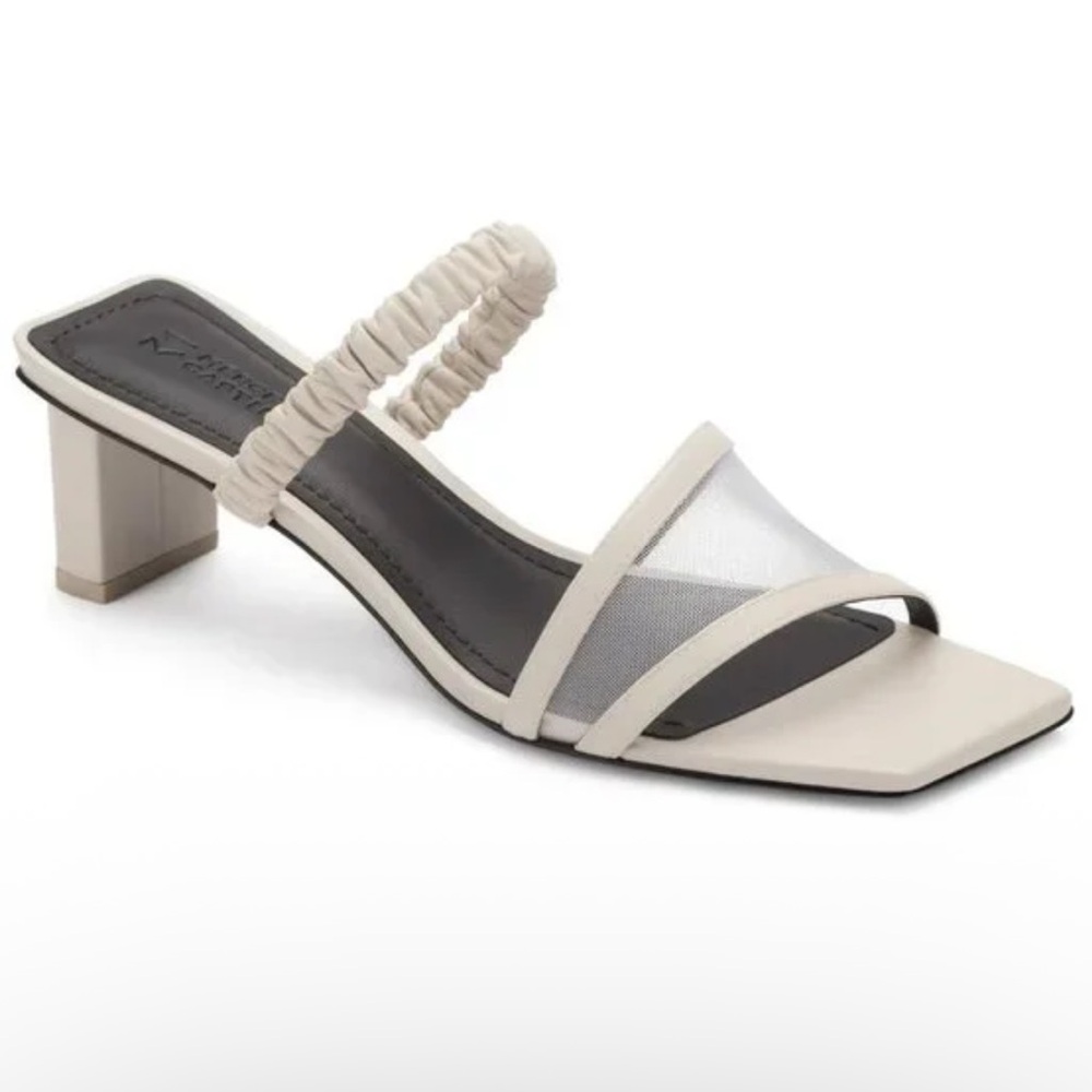 🌹MERCEDES CASTILLO🌹Ava Sandal Off White Size: 8